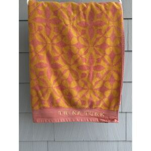 Trina Turk Pink Yellow Floral Beach Towel 36x68 Cotton Retro Pattern